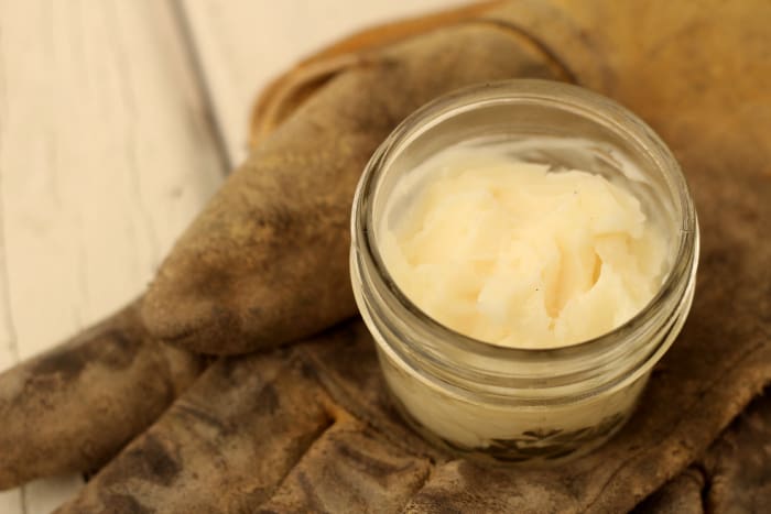 Homemade Hand Cream Recipe The Prairie Homemstead - Diy Hand Lotion For Dry Skin