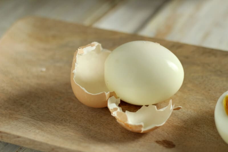how to easily peel farm fresh eggs