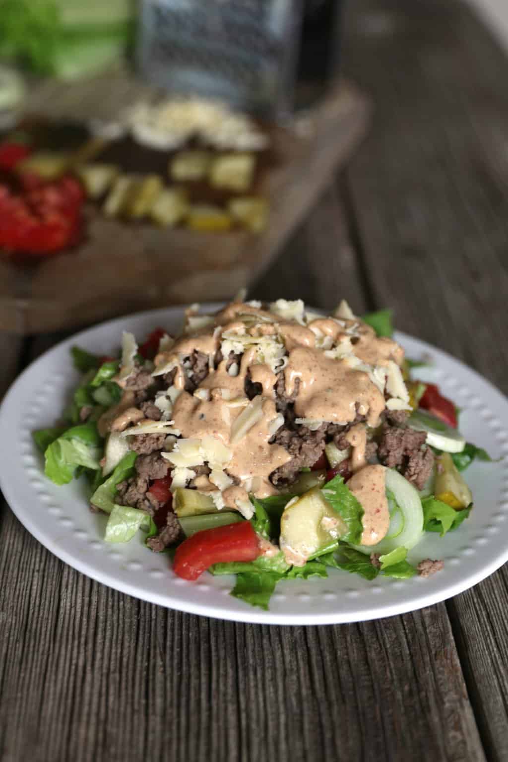 Easy and Delicious Cheeseburger Salad Recipe